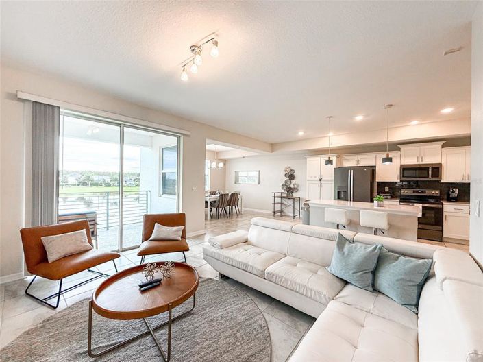 Image No.5-Propriété de 2 chambres à vendre à Kissimmee