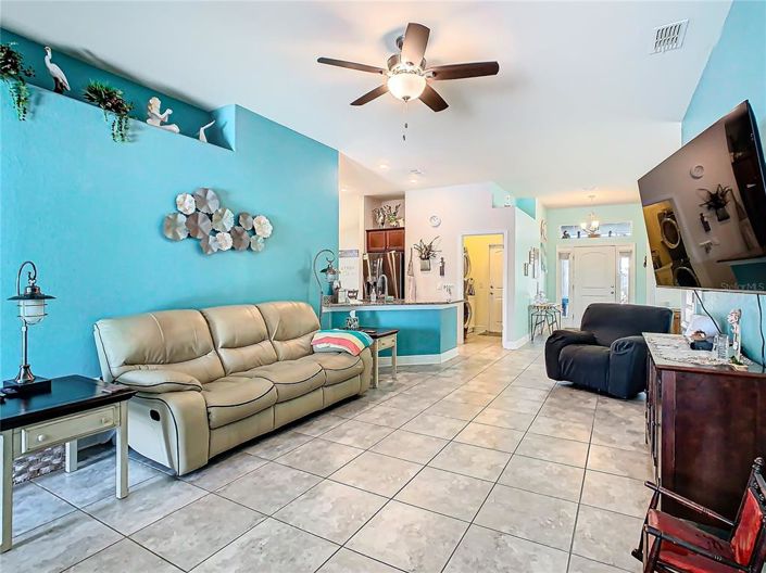 Image No.18-4 Bed Property for sale