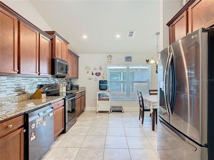 Image No.2-4 Bed Property for sale