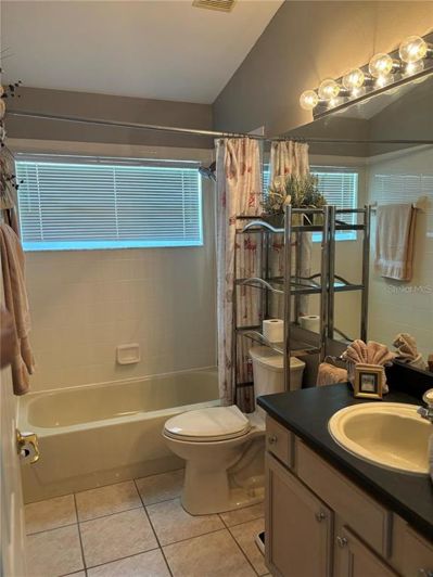 Image No.27-5 Bed Property for sale