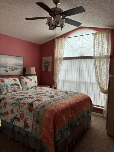 Image No.28-5 Bed Property for sale