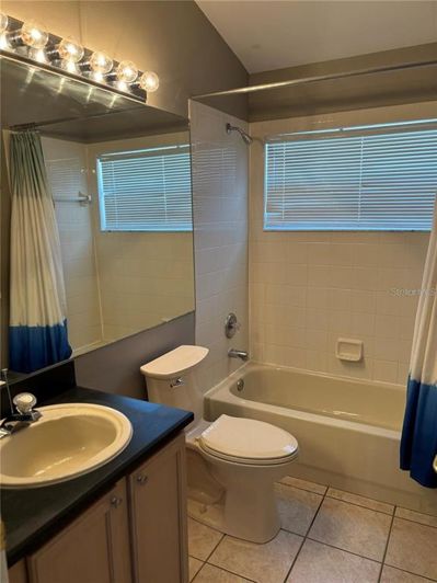 Image No.33-5 Bed Property for sale