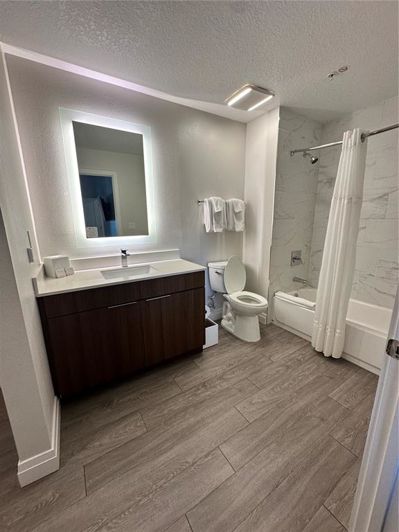 Image No.20-3 Bed Property for sale