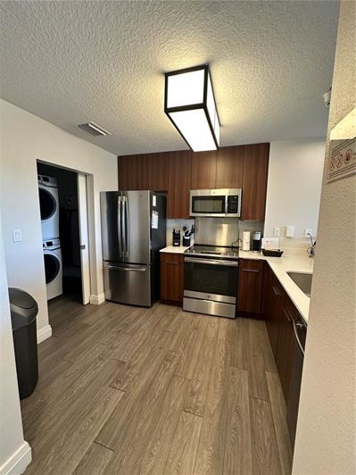 Image No.5-3 Bed Property for sale