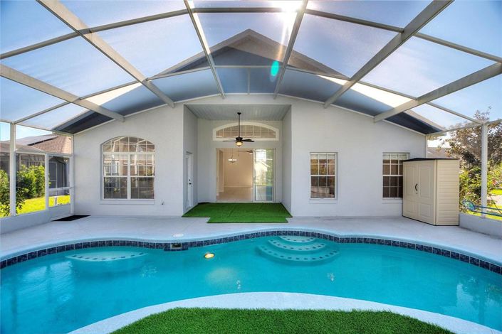 Image No.27-3 Bed Property for sale