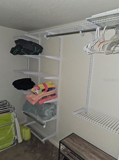 Image No.20-2 Bed Property for sale