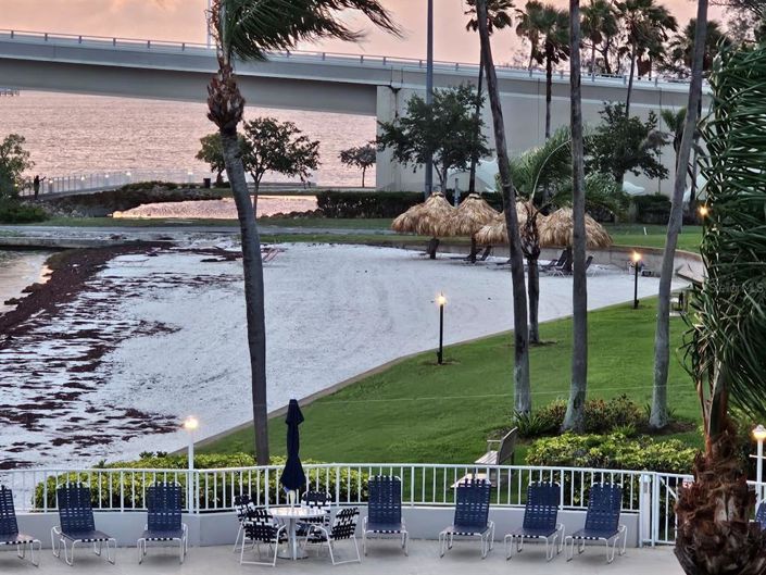 Image No.32-2 Bed Property for sale