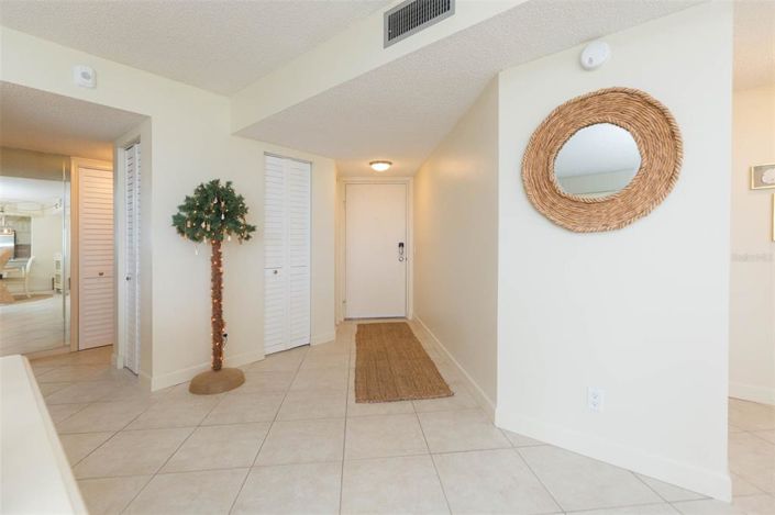 Image No.13-2 Bed Property for sale