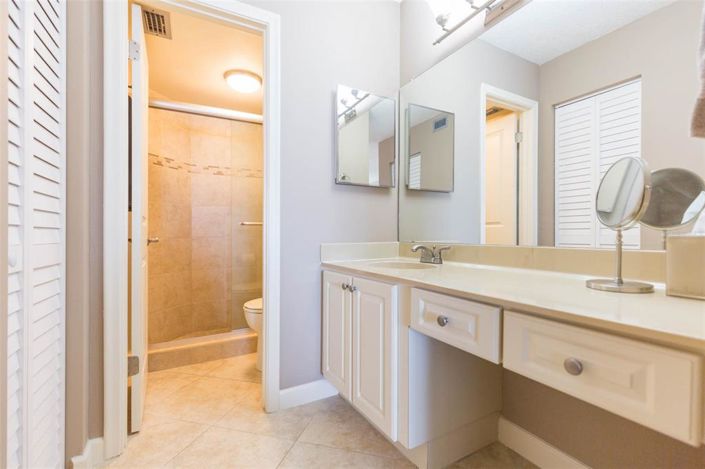 Image No.24-2 Bed Property for sale