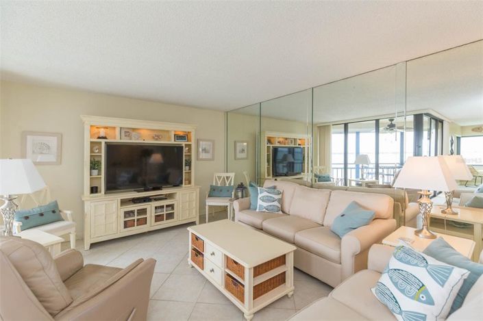 Image No.6-2 Bed Property for sale