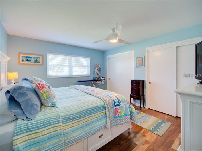 Image No.40-3 Bed Property for sale