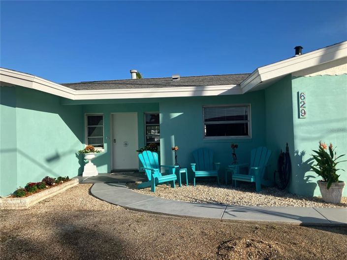 Image No.22-3 Bed Property for sale