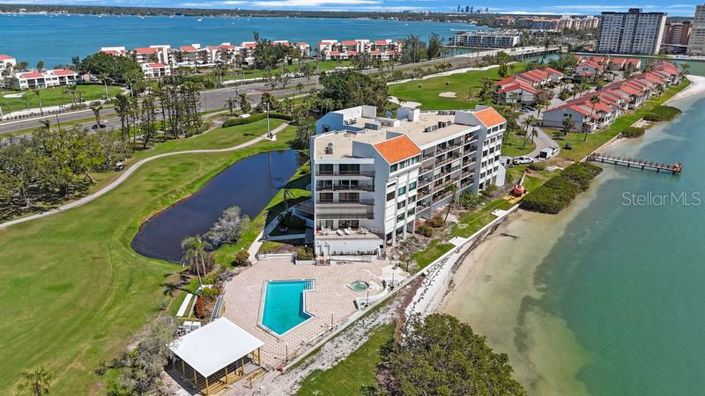 Image No.4-Propriété de 2 chambres à vendre à Floride