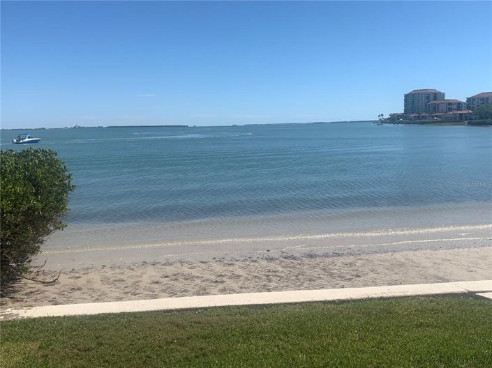 Image No.5-Propriété de 2 chambres à vendre à Floride