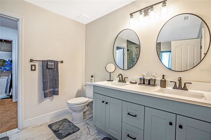 Image No.25-Propriété de 6 chambres à vendre à Clermont