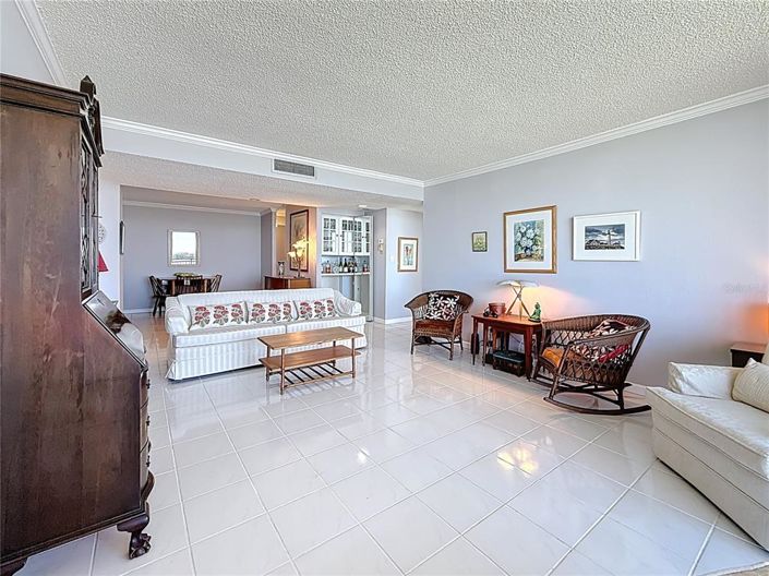 Image No.24-3 Bed Property for sale