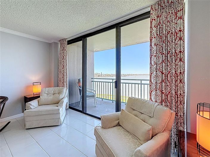 Image No.28-3 Bed Property for sale