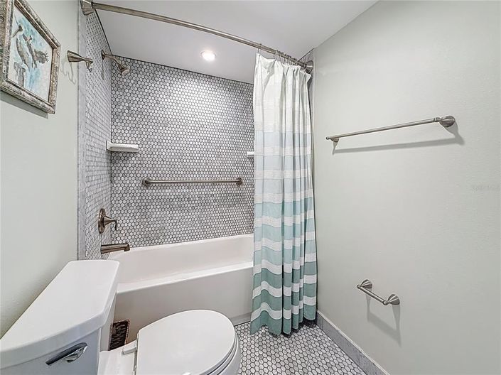 Image No.35-3 Bed Property for sale