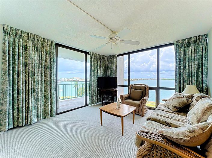 Image No.38-3 Bed Property for sale