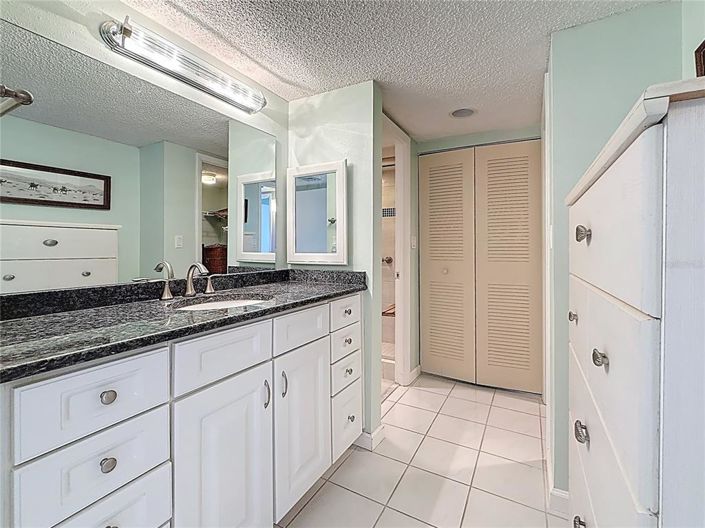 Image No.46-3 Bed Property for sale