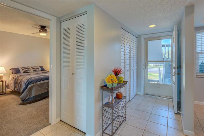 Image No.17-2 Bed Property for sale