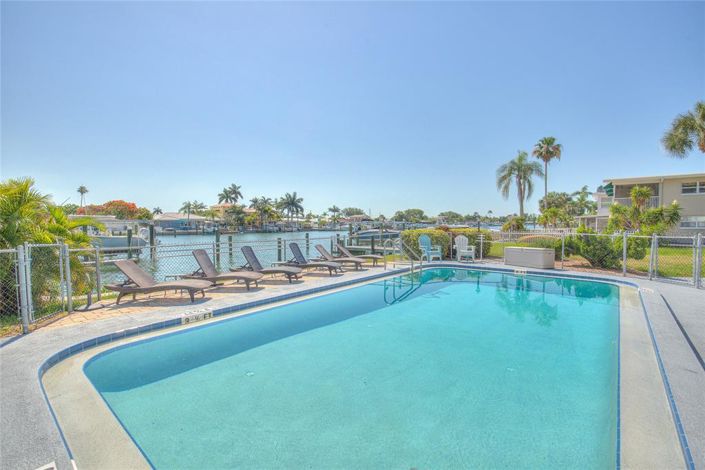 Image No.31-2 Bed Property for sale