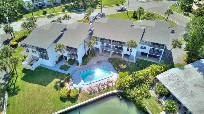 Image No.40-2 Bed Property for sale