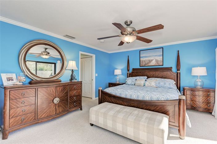 Image No.20-3 Bed Property for sale