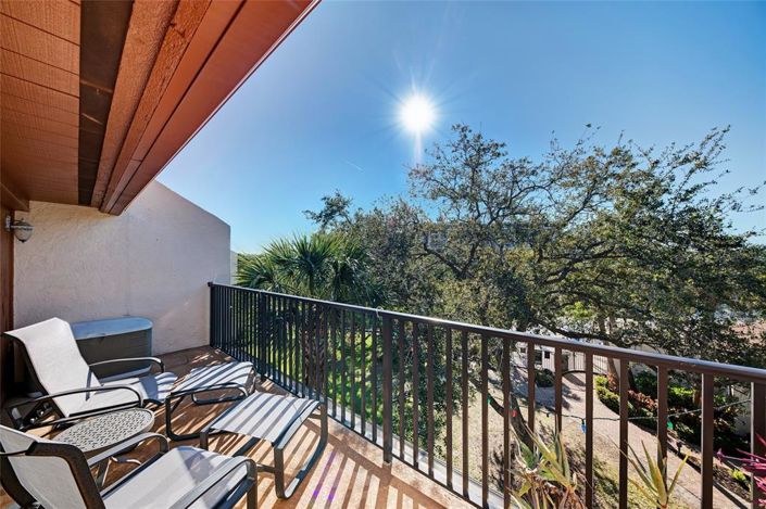 Image No.23-3 Bed Property for sale