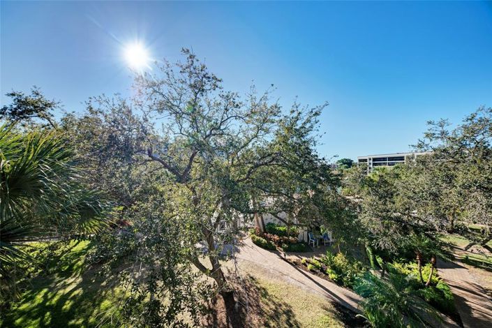 Image No.25-3 Bed Property for sale