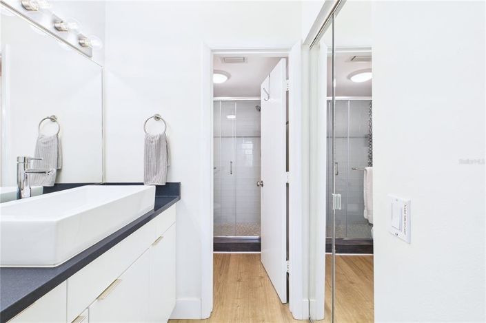 Image No.22-Propriété de 2 chambres à vendre à Floride