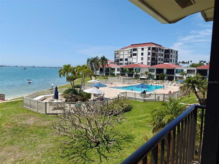 Image No.8-Propriété de 2 chambres à vendre à Floride