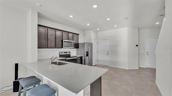 Image No.10-3 Bed Townhouse for sale