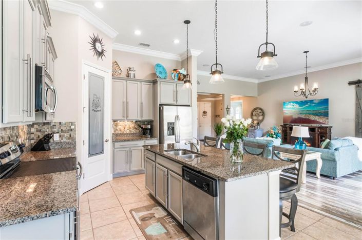 Image No.15-3 Bed Property for sale