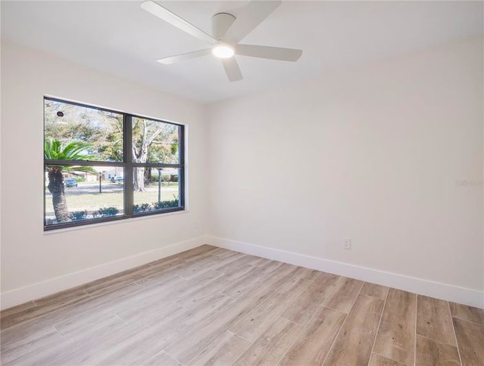 Image No.24-Propriété de 4 chambres à vendre à Orlando