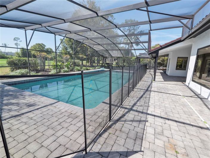 Image No.40-4 Bed Property for sale