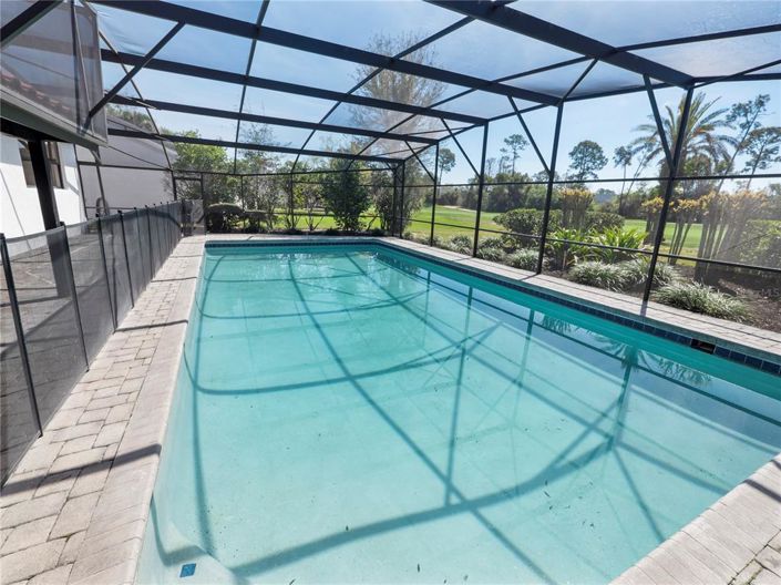 Image No.44-4 Bed Property for sale