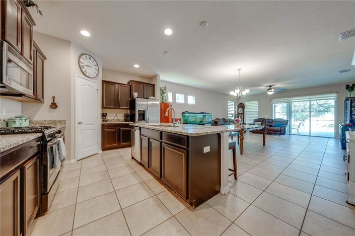 Image No.8-Propriété de 4 chambres à vendre à Kissimmee