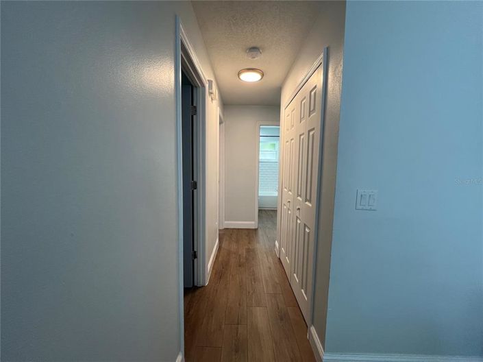 Image No.12-3 Bed Property for sale