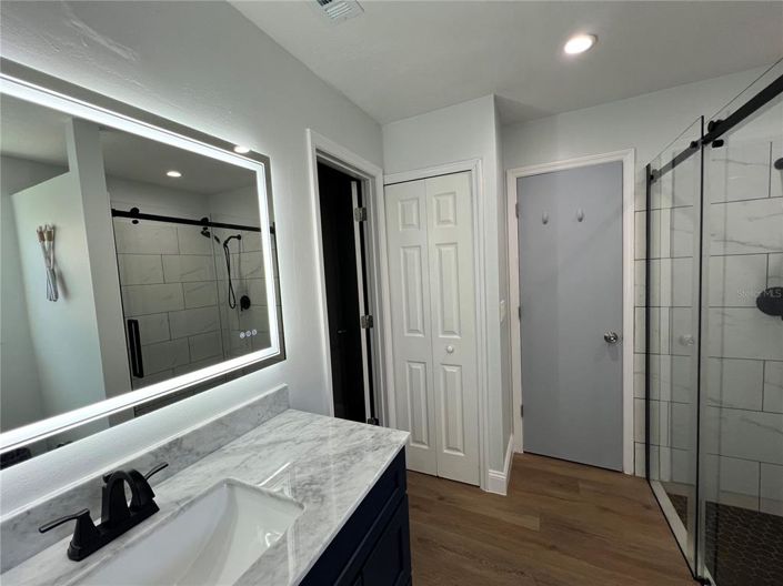 Image No.17-3 Bed Property for sale