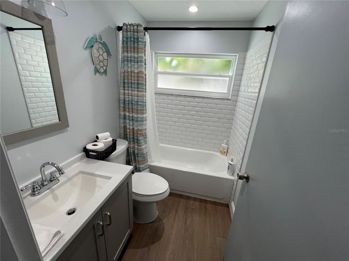 Image No.21-3 Bed Property for sale