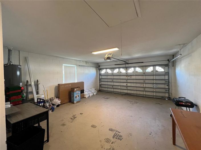 Image No.24-3 Bed Property for sale