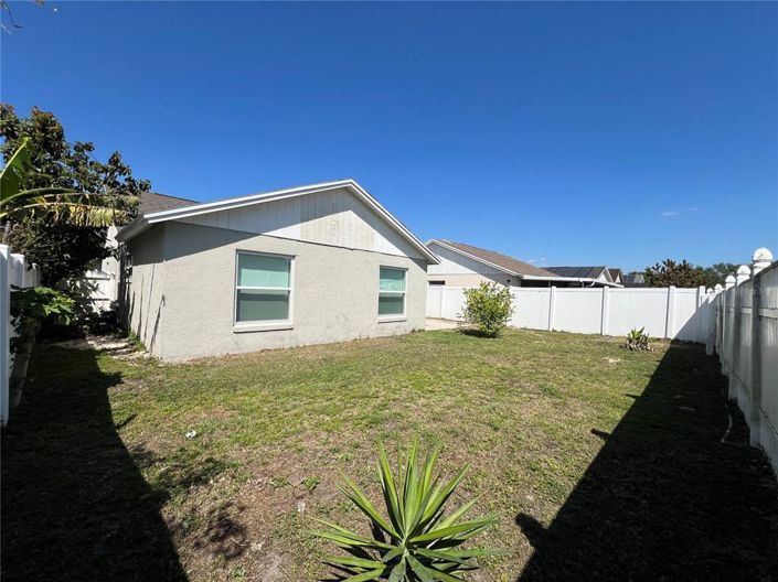 Image No.26-3 Bed Property for sale