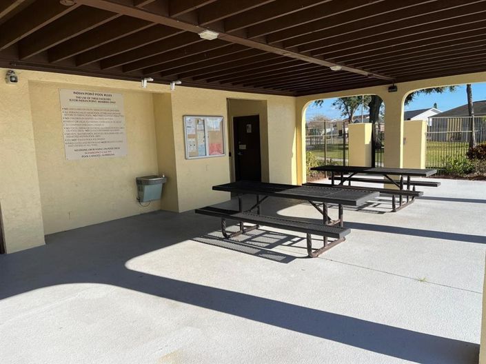 Image No.36-3 Bed Property for sale