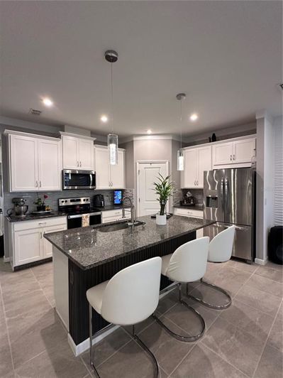 Image No.14-4 Bed Property for sale