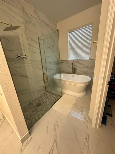 Image No.6-4 Bed Property for sale