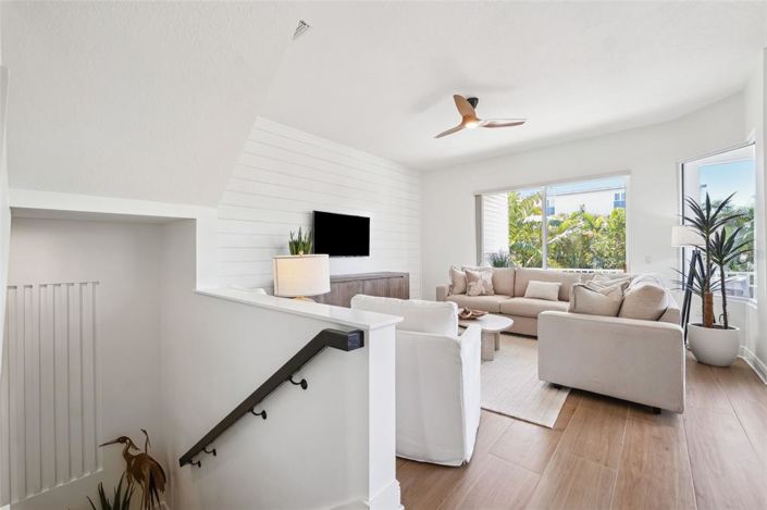 Image No.12-3 Bed Townhouse for sale