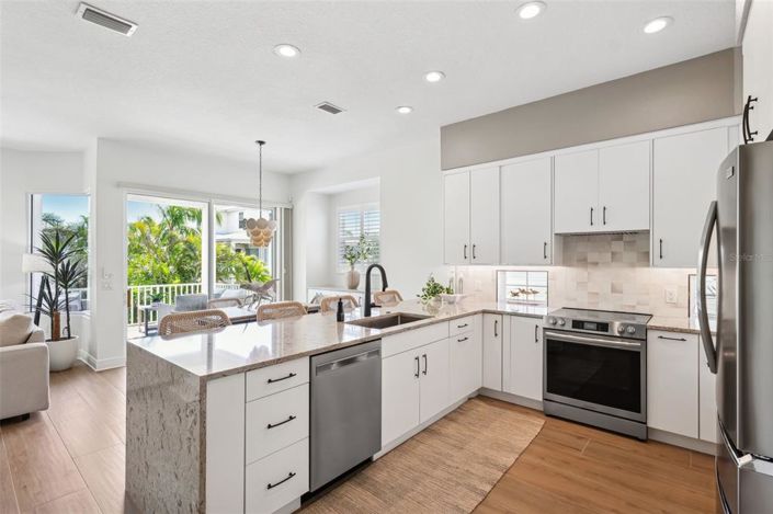 Image No.14-3 Bed Townhouse for sale