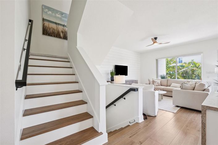 Image No.29-3 Bed Townhouse for sale