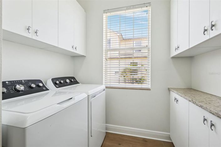 Image No.44-3 Bed Townhouse for sale